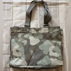 Thirty One Camo Utility Tote